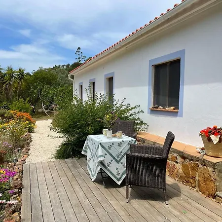 Сasa de vacaciones Quiet And Peaceful Country House In Pure Nature